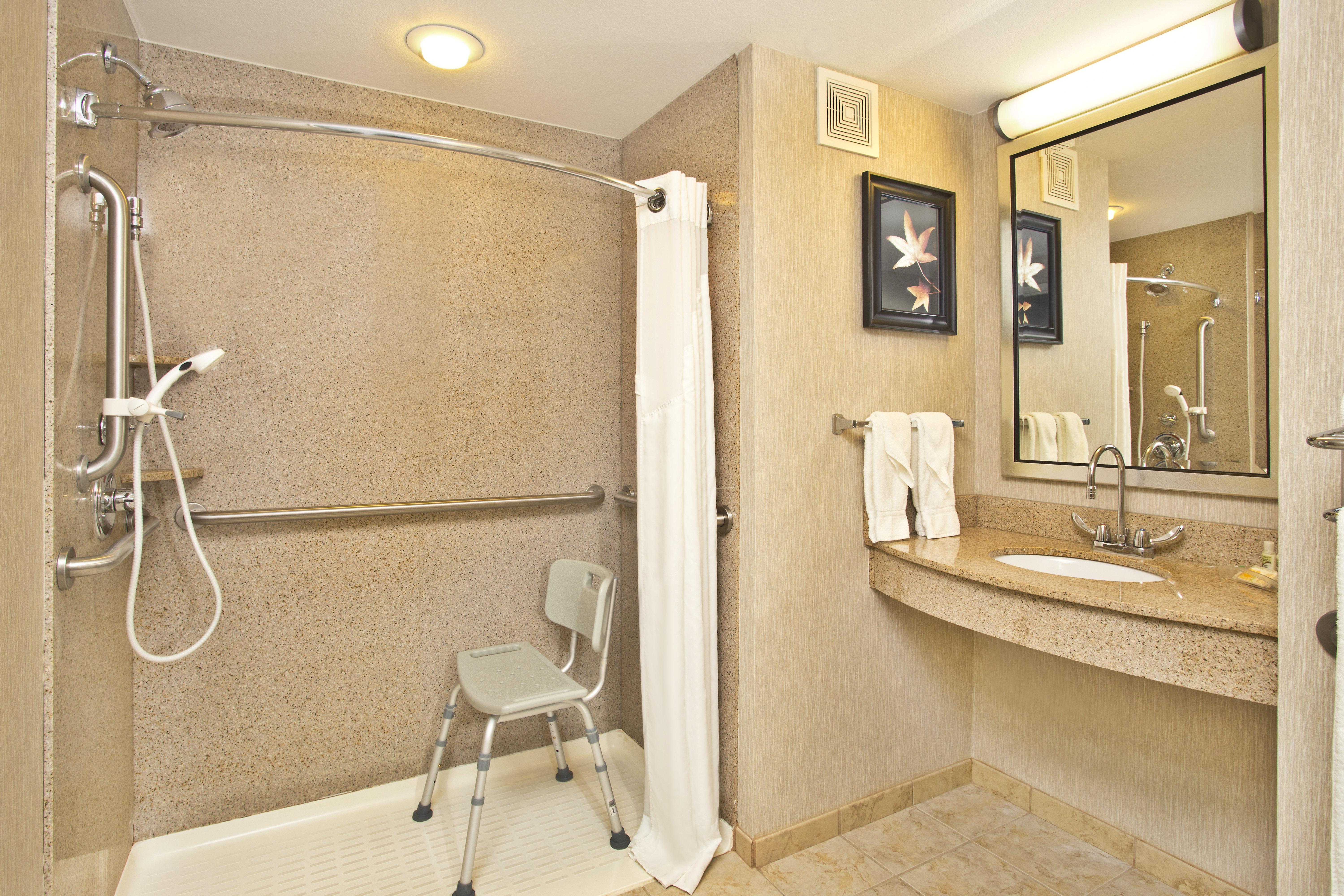 Holiday Inn & Suites Green Bay Stadium By Ihg Extérieur photo