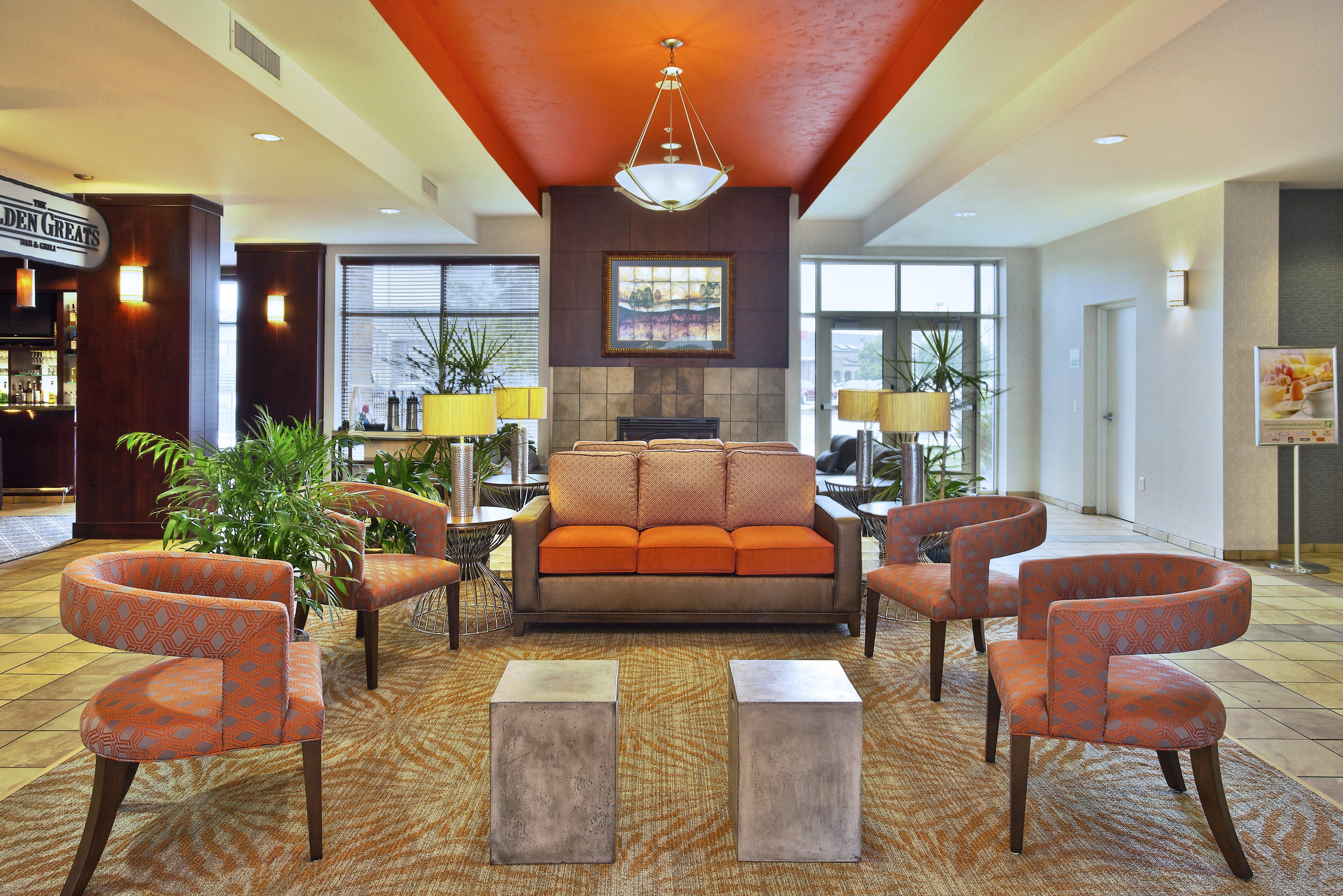 Holiday Inn & Suites Green Bay Stadium By Ihg Extérieur photo