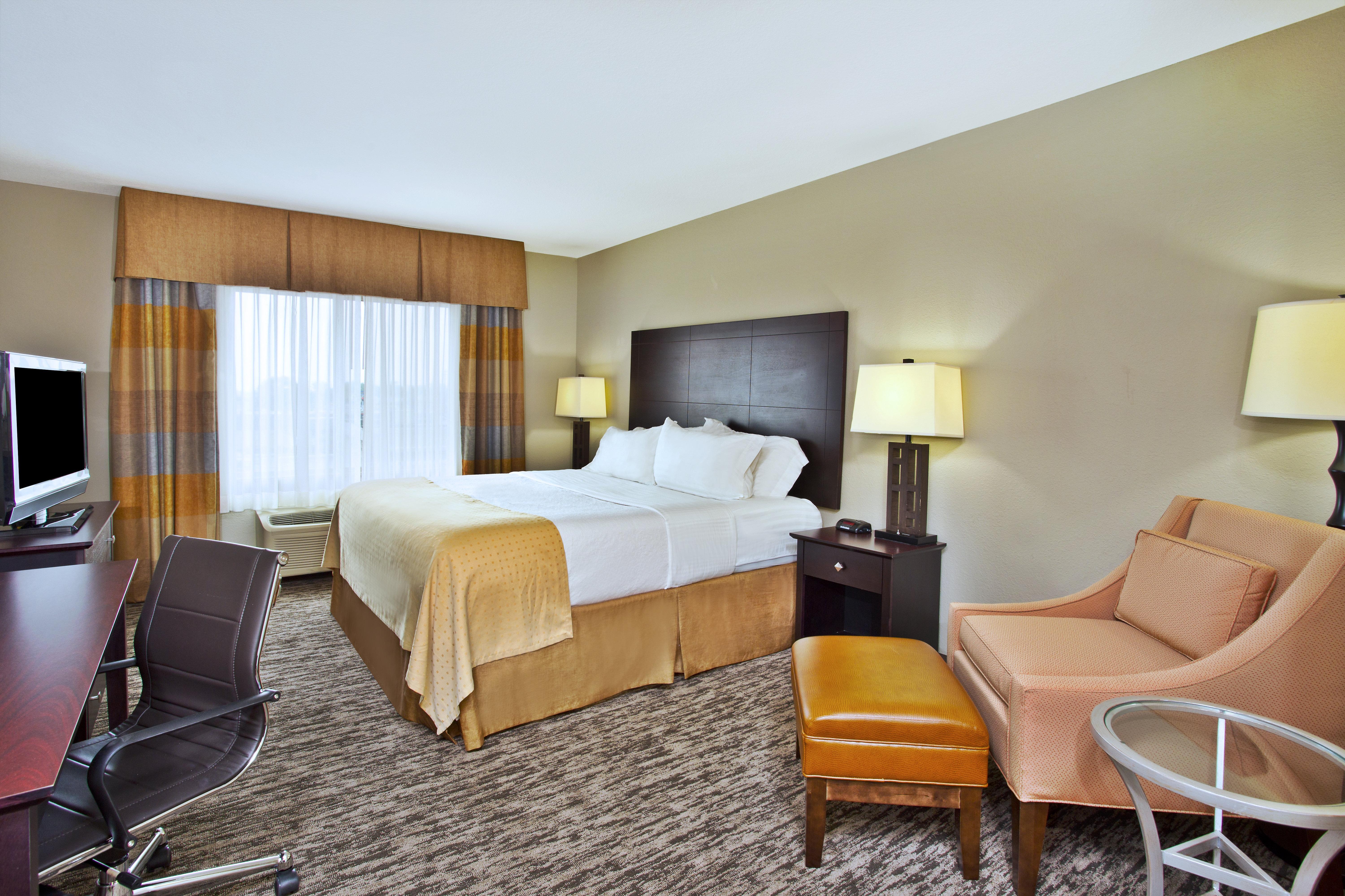 Holiday Inn & Suites Green Bay Stadium By Ihg Extérieur photo
