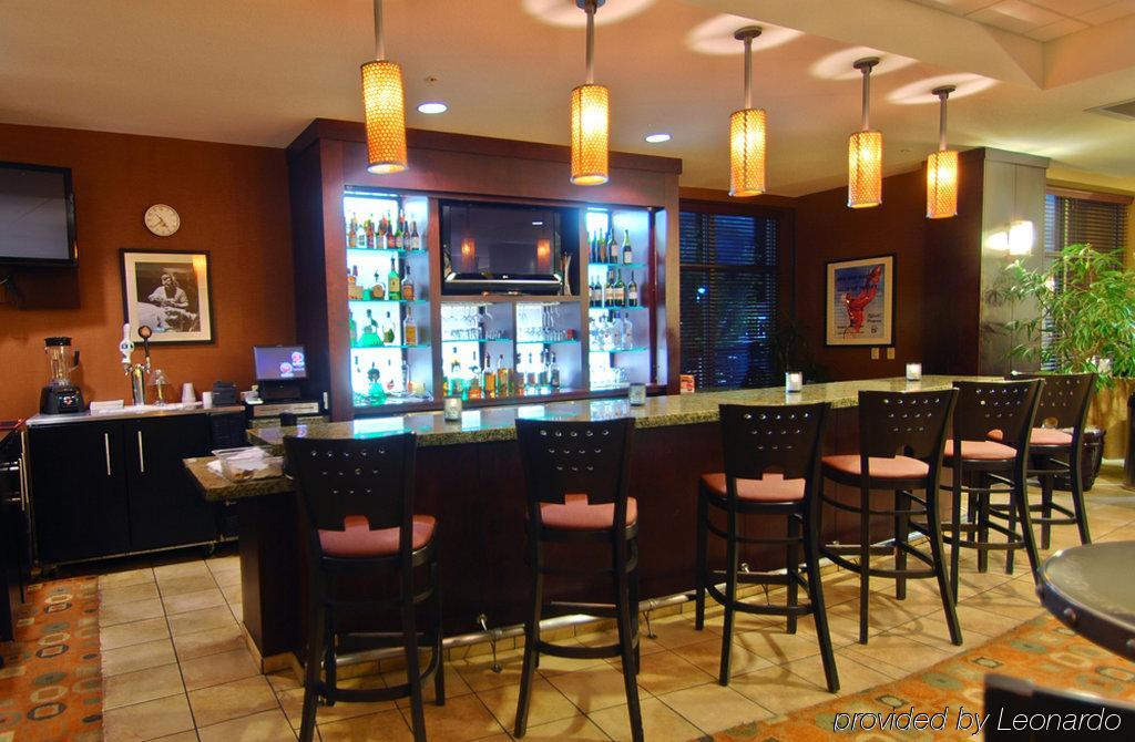 Holiday Inn & Suites Green Bay Stadium By Ihg Extérieur photo